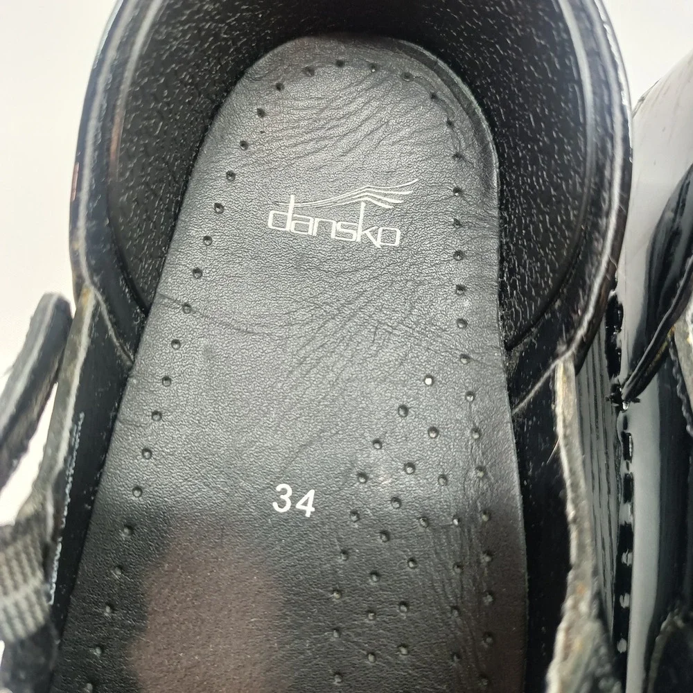 Dansko Kids Black Patent Leather Scalloped Mary Jane Clogs Shoes Size 34 US 3/4